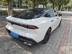2023 Changan UNI-V 1.5T Sport, белый — фото 7