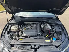2023 Volkswagen Golf 280TSI DSG Pro — фото 11