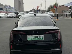 2024 Hongqi E-QM5 EV 610km Plus, чёрный — фото 7