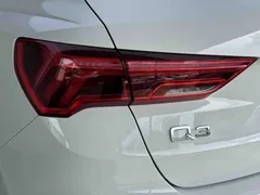 2023 Audi Q3 35 TFSI Fashion Sport 1.4T, белый — фото 32