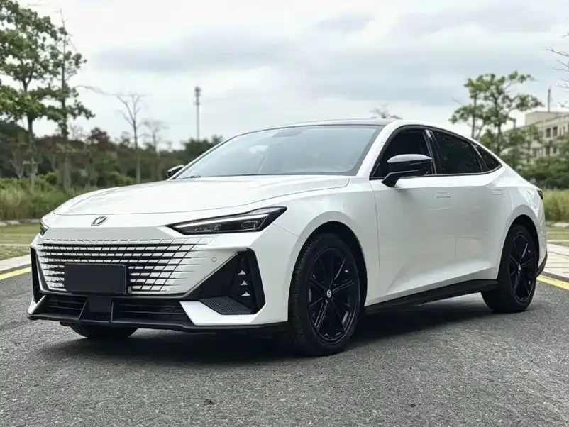 2022 Changan UNI-V 1.5T Premium