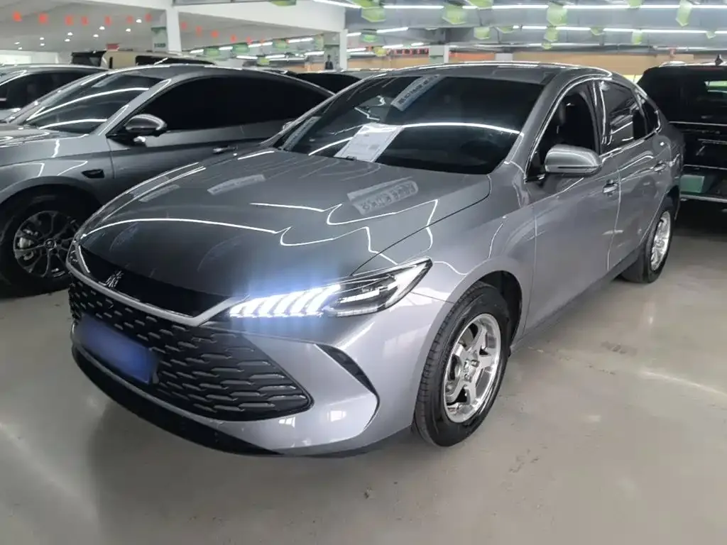 2025 BYD Qin PLUS DM-i PHEV Smart Driving 55km Leading