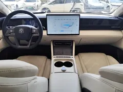 2025 BYD Qin L EV 545km Excellence, белый — фото 16
