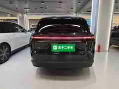 2025 Li Auto i8 Standard, чёрный — фото 6