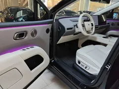 2025 Li Auto i8 Standard, чёрный — фото 16