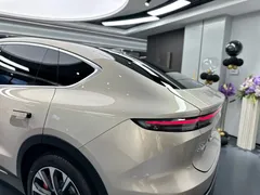 2024 Nio EC7 100kWh Signature EV — фото 18