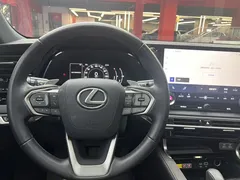 2023 Lexus RX 350h 4WD — фото 7