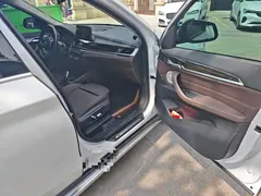2021 BMW X1 Premium, белый — фото 19