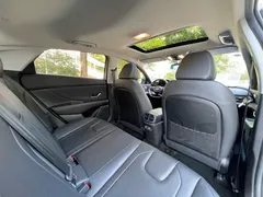 2022 Hyundai Elantra 1.5L CVT GLX Elite, белый — фото 8