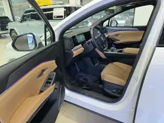 2025 BYD Song L PHEV Smart Driving 112km Exceed, белый — фото 16