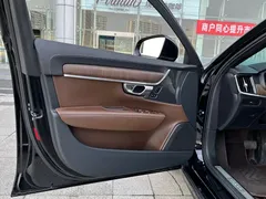 2023 Volvo S90, чёрный — фото 14
