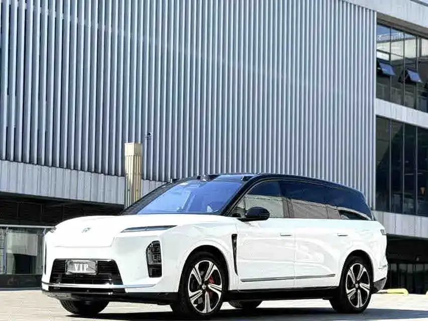 2026 Nio ES8 6-seat Executive Luxury