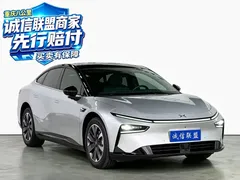 2024 Xpeng P7+ Ultra Long Range Max — фото 3