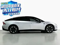 2024 Xpeng P7+ Ultra Long Range Max — фото 7
