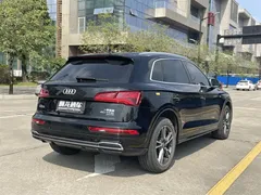 2020 Audi Q5L 40 TFSI Fashion, чёрный — фото 9