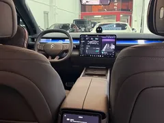 2026 Nio ES8 6-seat Executive Luxury, белый — фото 14