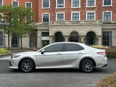 2023 Toyota Camry 2.5G Luxury — фото 15