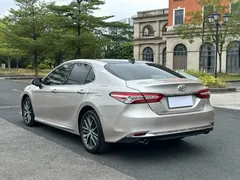 2023 Toyota Camry 2.5G Luxury — фото 16