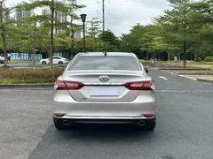 2023 Toyota Camry 2.5G Luxury — фото 17