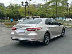2023 Toyota Camry 2.5G Luxury — фото 18