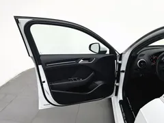 2020 Audi A3 Sportback 35 TFSI Fashion, белый — фото 8