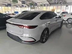 2025 BYD Han EV 605km Premium — фото 7