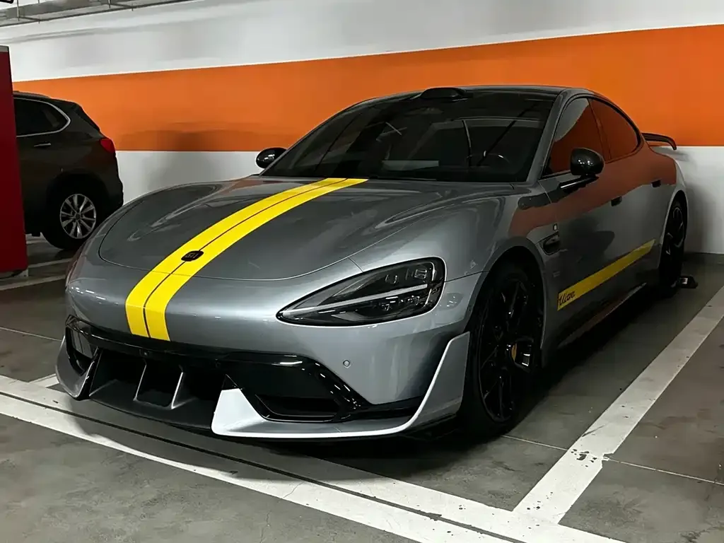 2025 Xiaomi SU7 Ultra Ultra