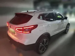 2022 Nissan Qashqai 2.0L CVT XV Prem Luxury, белый — фото 4