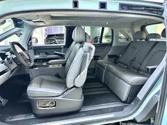 2025 Zeekr Mix Smart Driving, зелёный — фото 11