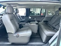 2025 Zeekr Mix Smart Driving, зелёный — фото 12