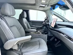 2025 Zeekr Mix Smart Driving, зелёный — фото 13