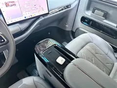 2025 Zeekr Mix Smart Driving, зелёный — фото 14