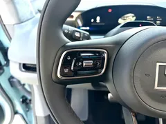 2025 Zeekr Mix Smart Driving, зелёный — фото 17