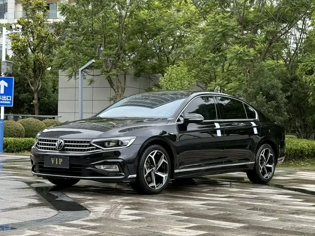 2023 Volkswagen Magotan 330TSI DCT Luxury