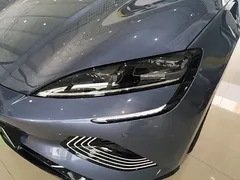 2022 BYD Seal 550km Standard Range RWD Elite EV — фото 24