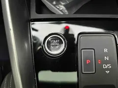 2022 Audi A3L Limousine 35 TFSI Fashion Sport, зелёный — фото 9