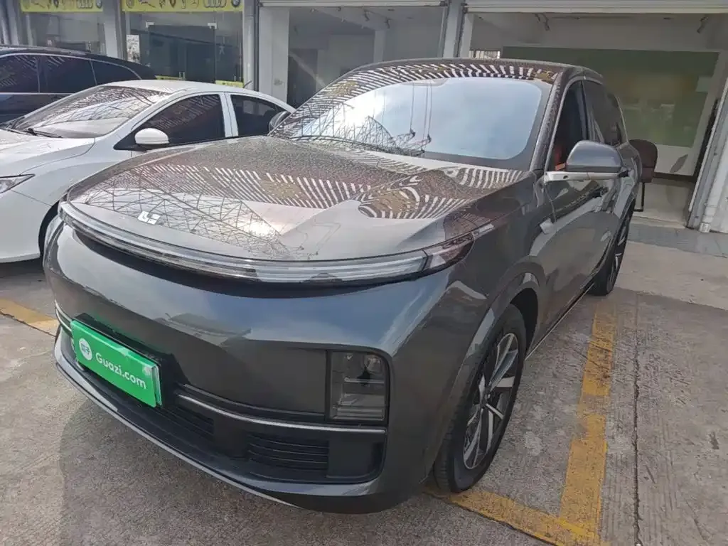 2023 Li Auto L8 Air
