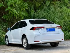2021 Toyota Corolla 1.2T S-CVT Elite, белый — фото 4