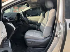 2023 Toyota Sienna 2.5L Hybrid Comfort — фото 7