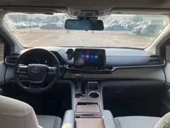 2023 Toyota Sienna 2.5L Hybrid Comfort — фото 17