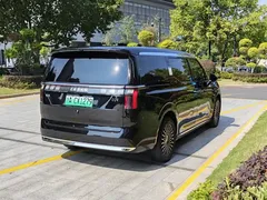 2024 Zeekr 009 6-Seat Executive 4WD 108kWh, чёрный — фото 5