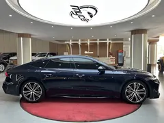 2022 Audi A7 45 TFSI, чёрный — фото 4