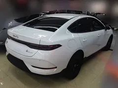 2025 BYD Qin PLUS DM-i PHEV Smart Driving 55km Leading, белый — фото 3