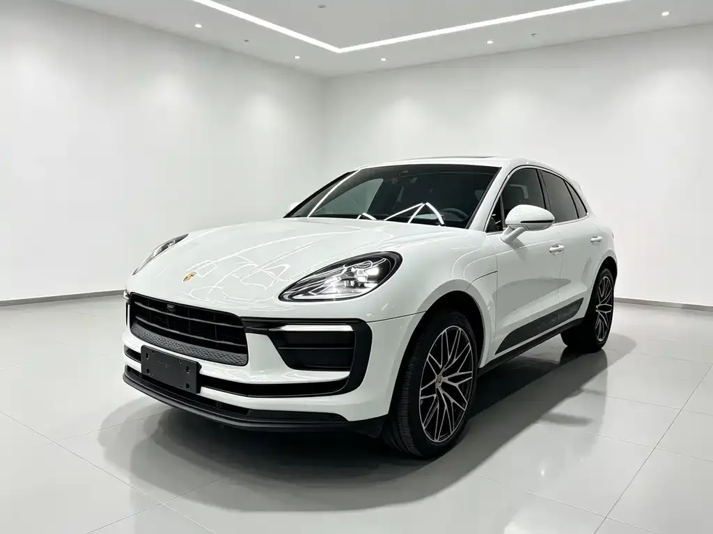2022 Porsche Macan 2.0T
