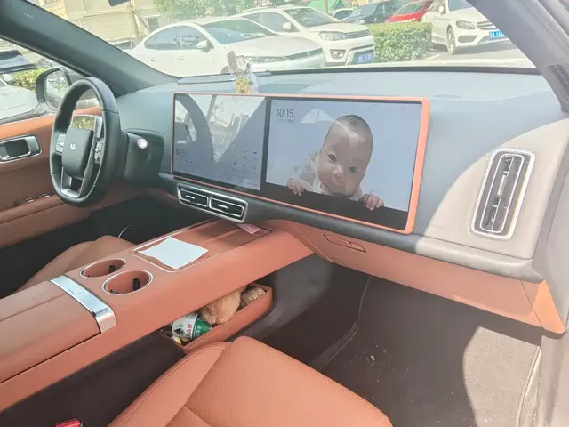 2024 Li Auto L6