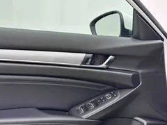 2022 Honda Accord 260TURBO Luxury, белый — фото 13