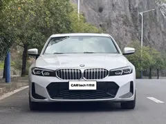 2023 BMW 3 Series 320Li M Sport Package, белый — фото 2