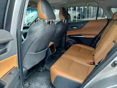 2023 Toyota Venza 2.0L CVT 2WD Premium — фото 5