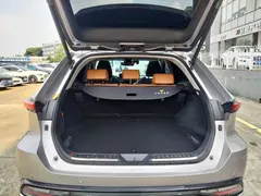 2023 Toyota Venza 2.0L CVT 2WD Premium — фото 18
