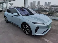 2022 Nio ET5 75kWh, синий — фото 4